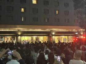 影／行動電源自燃爆炸！京都飯店2千人逃生「護照來不及拿」…行動電源怎麼挑？消防員：我不會買這款